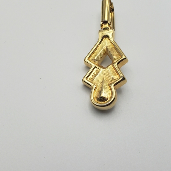 Gold tone earrings and locket set - Picture 6 of 10